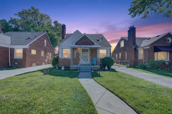 $175,000 | 21500 Redmond Avenue, Eastpointe, MI 48021
