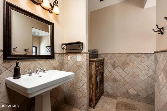 $9,995,000 | 9333 East Happy Valley Road, Scottsdale, AZ 85255