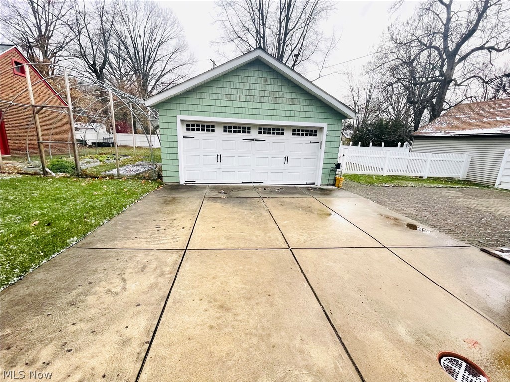 936 Cambridge Road Cleveland Heights, OH 44121 - Photo 22 of 23