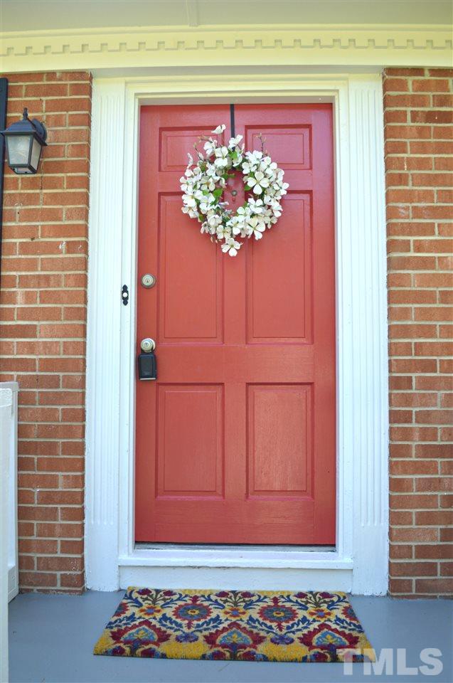 3333 Friar Tuck Road Raleigh, NC 27610 - Photo 4 of 21 a view of a potted plant with a window
