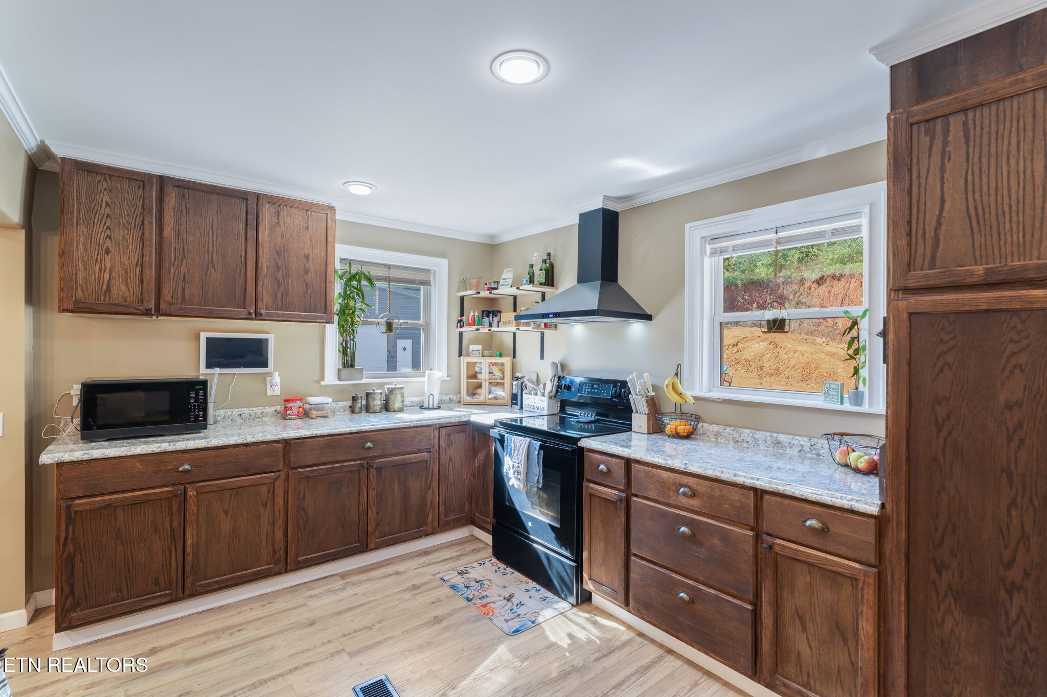 526 Lovin Farm Road Vonore, TN 37885 - Photo 15 of 55 21-web-or-mls-526 Lovin Farm Road-15