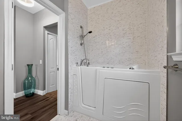 $499,900 | 18 Begonia Court, Marlton, NJ 08053