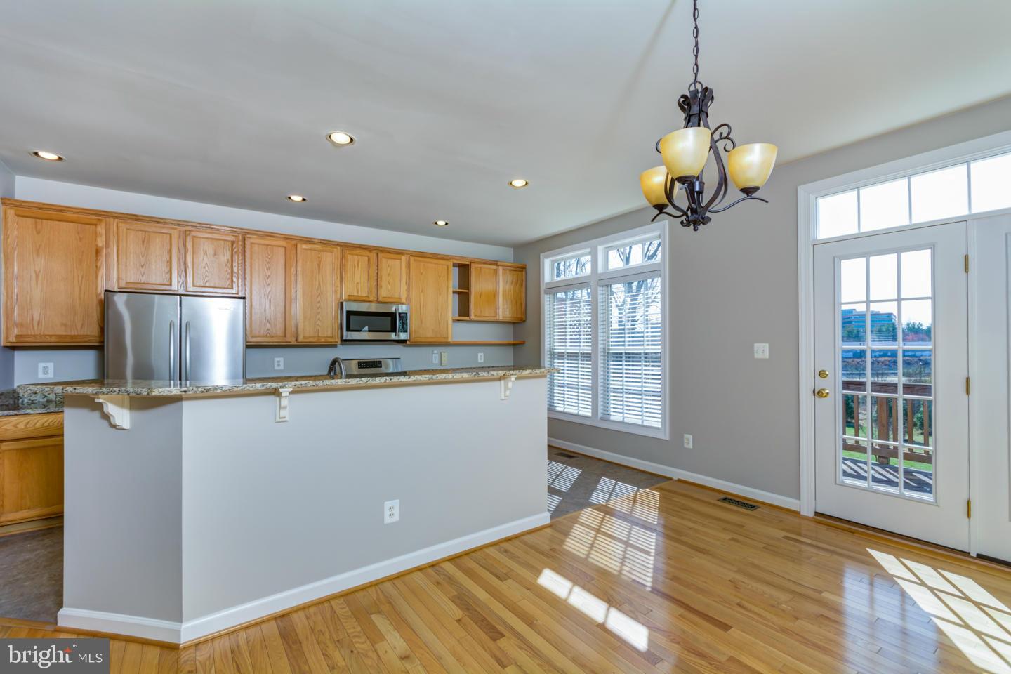 6685 Debra Lu Way Springfield, VA 22150 - Photo 3 of 29 Kitchen
