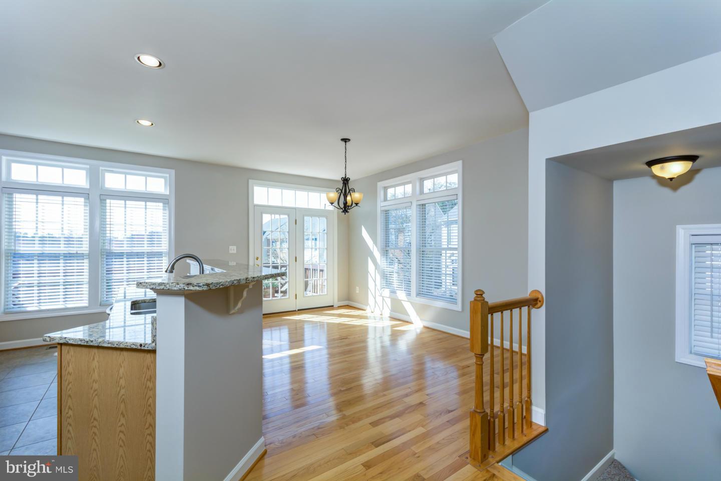 6685 Debra Lu Way Springfield, VA 22150 - Photo 8 of 29 Dining Room