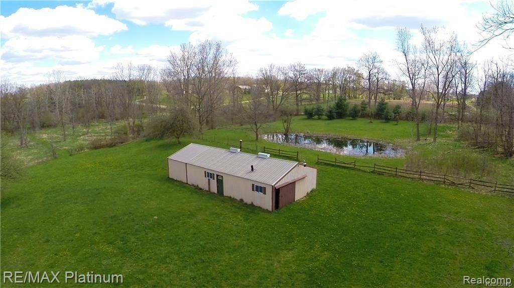 3788 Chase Lake Road Howell, MI 48855 - Photo 31 of 31 GetMedia.jpg