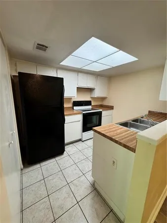 $129,900 | 4224 Southwest 70th Terrace, Unit A, Gainesville, FL 32608