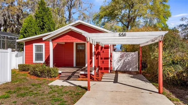 $300,000 | 558 West Minneola Avenue, Clermont, FL 34711