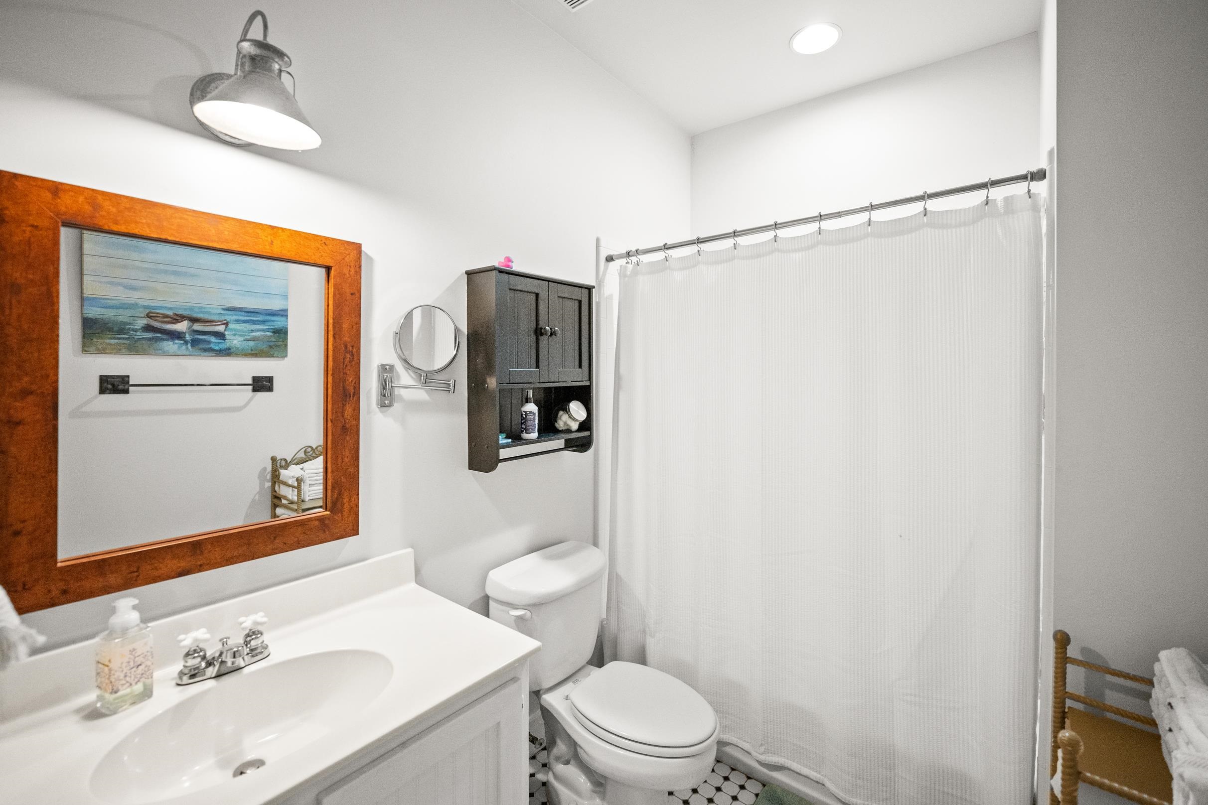 25773 Canal Road, Unit 18 Orange Beach, AL 36561 - Photo 26 of 44 Bathroom