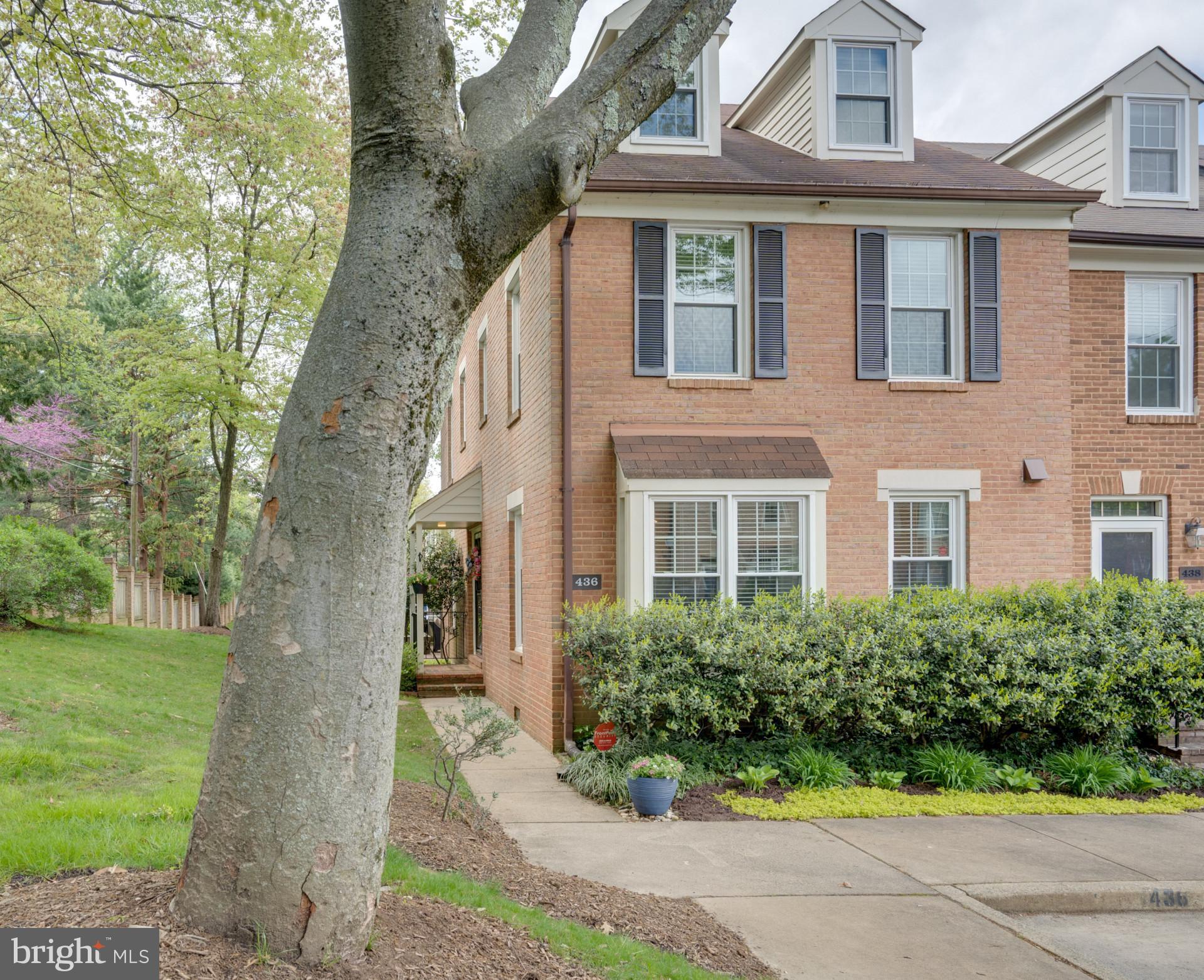 436 West Glebe Road Alexandria, VA 22305 - Photo 1 of 35