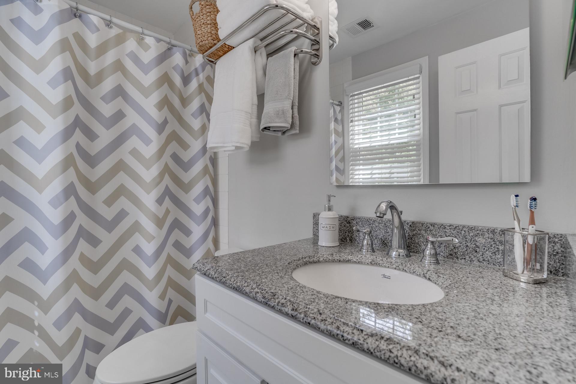 436 West Glebe Road Alexandria, VA 22305 - Photo 19 of 35