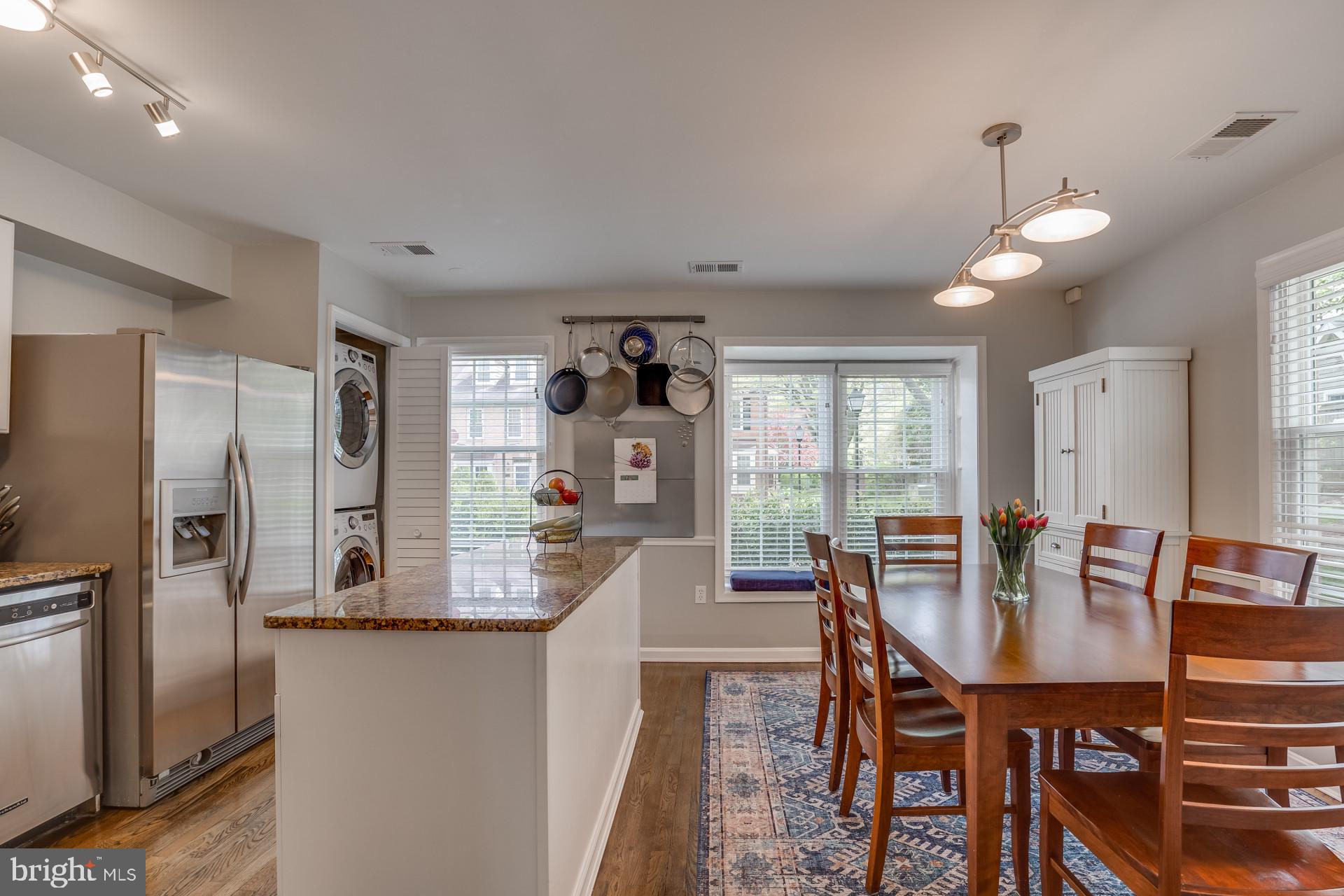 436 West Glebe Road Alexandria, VA 22305 - Photo 7 of 35