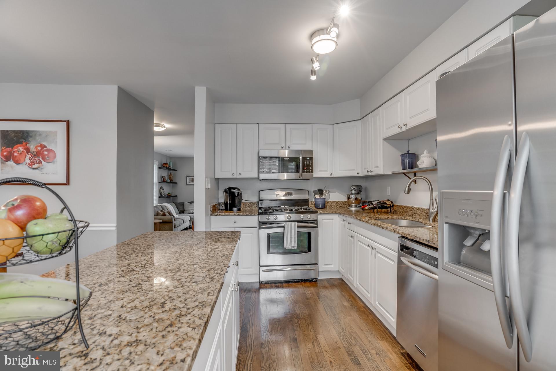 436 West Glebe Road Alexandria, VA 22305 - Photo 9 of 35