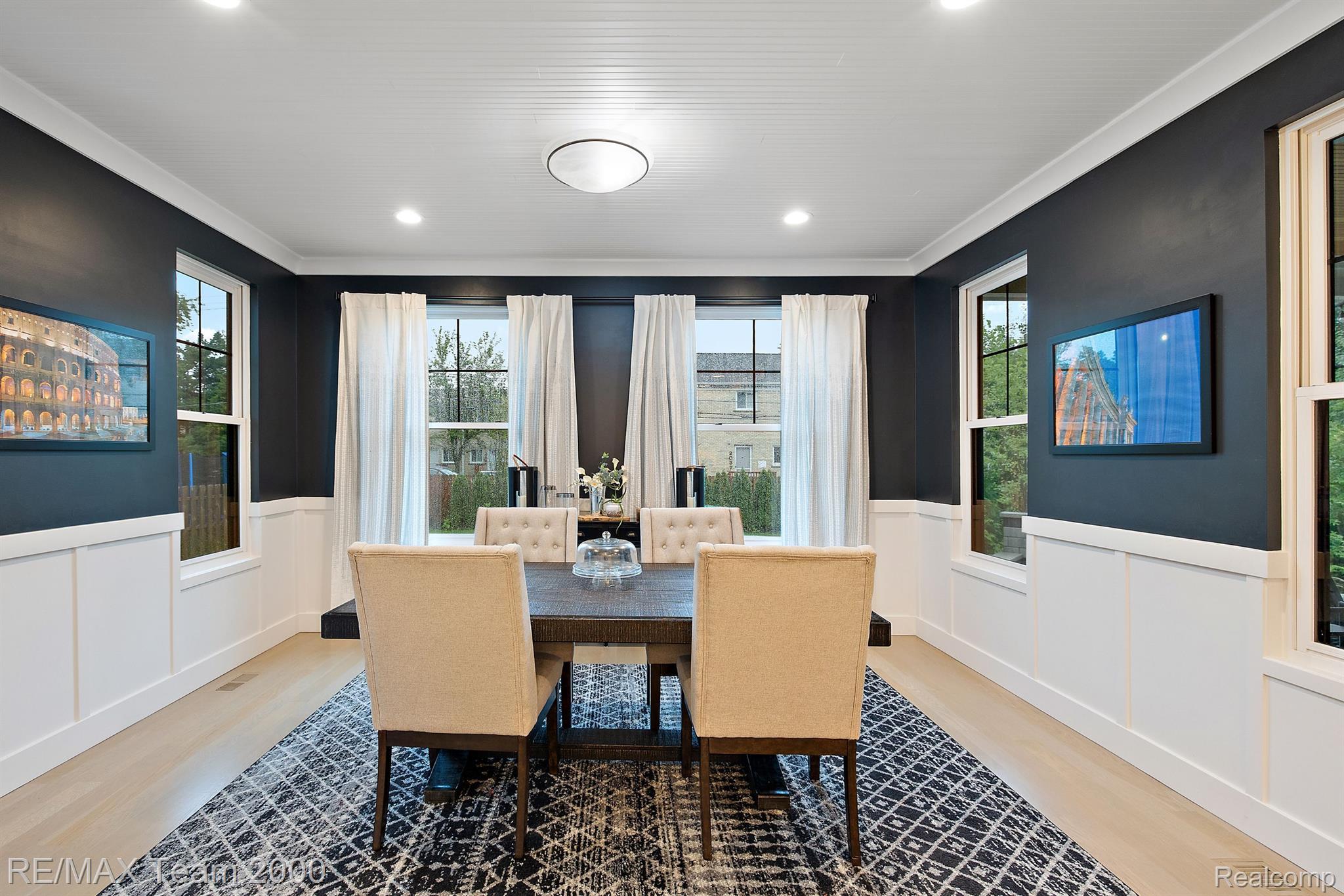 2064 Yorkshire Road Birmingham, MI 48009 - Photo 27 of 59 Gallery Image 27