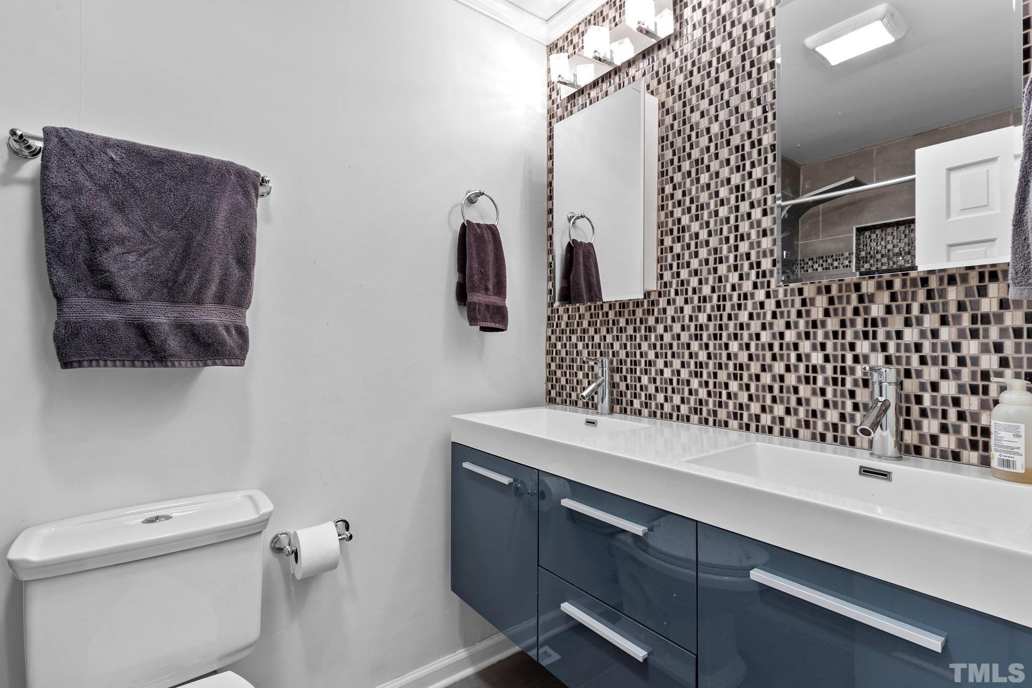 740 Tinkerbell Road Chapel Hill, NC 27517 - Photo 17 of 34 Gallery Image 17