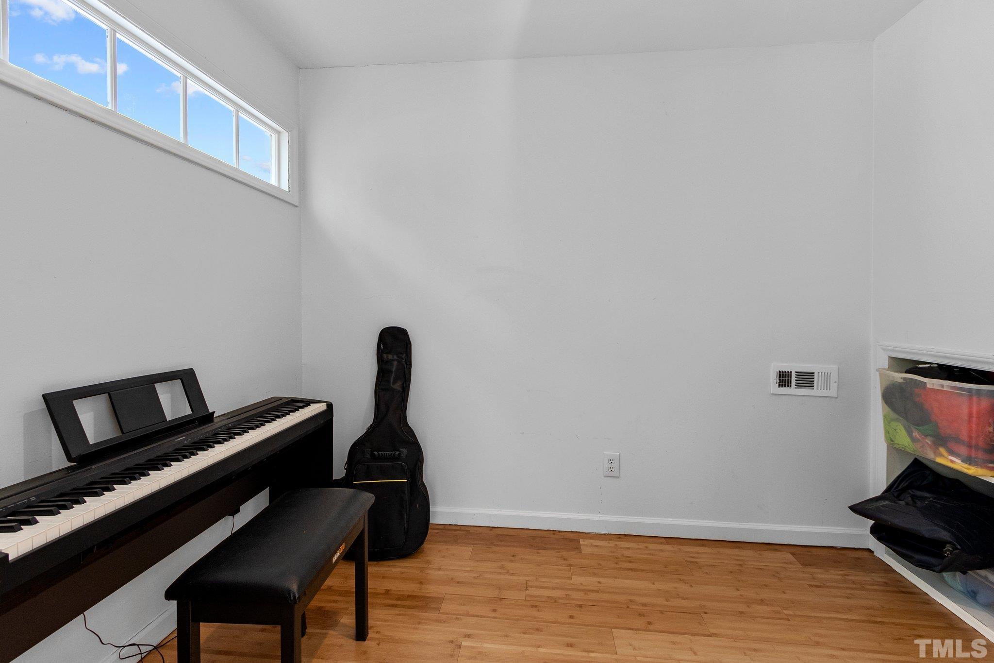 740 Tinkerbell Road Chapel Hill, NC 27517 - Photo 27 of 34 Gallery Image 27