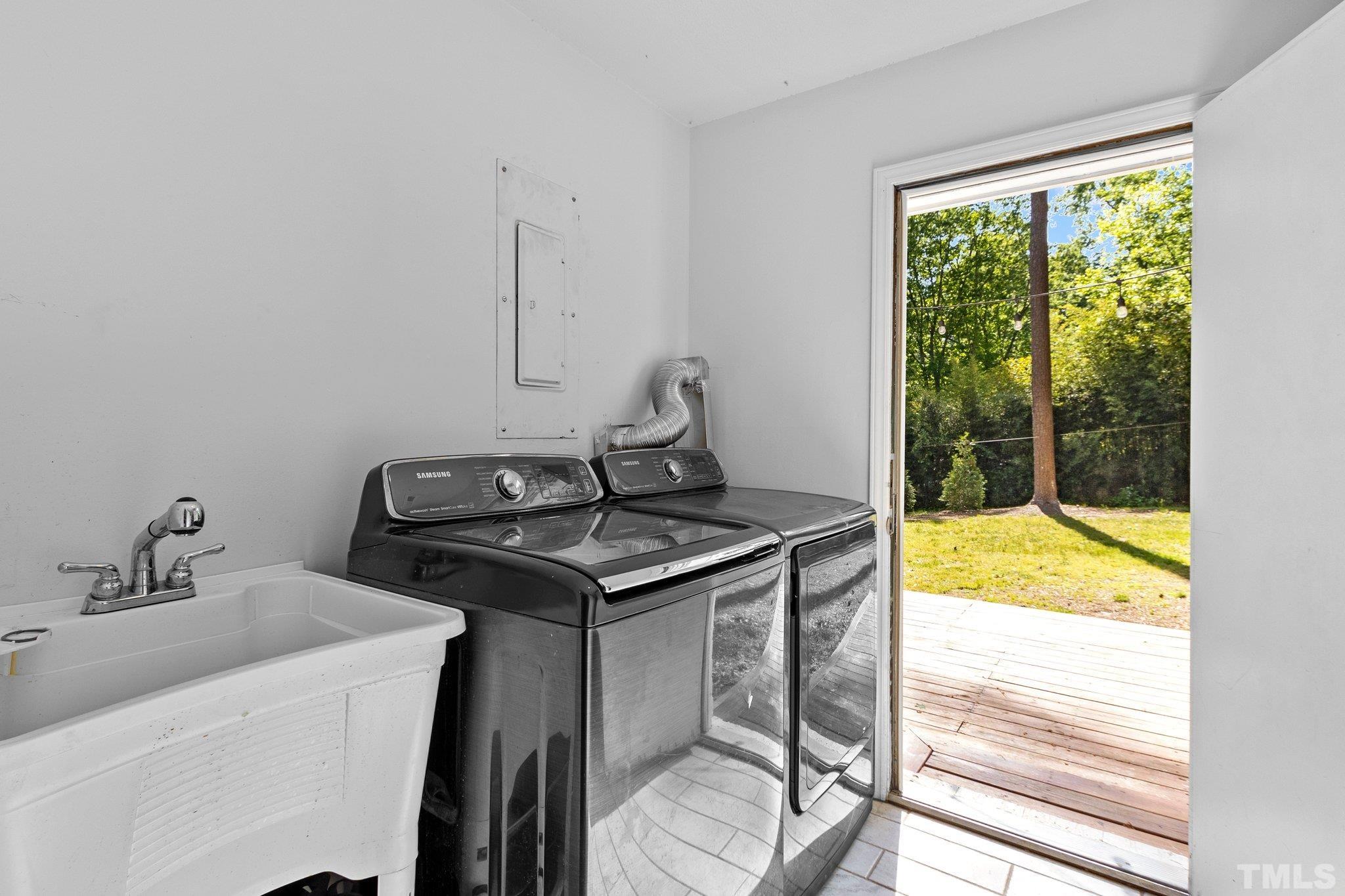 740 Tinkerbell Road Chapel Hill, NC 27517 - Photo 28 of 34 Gallery Image 28