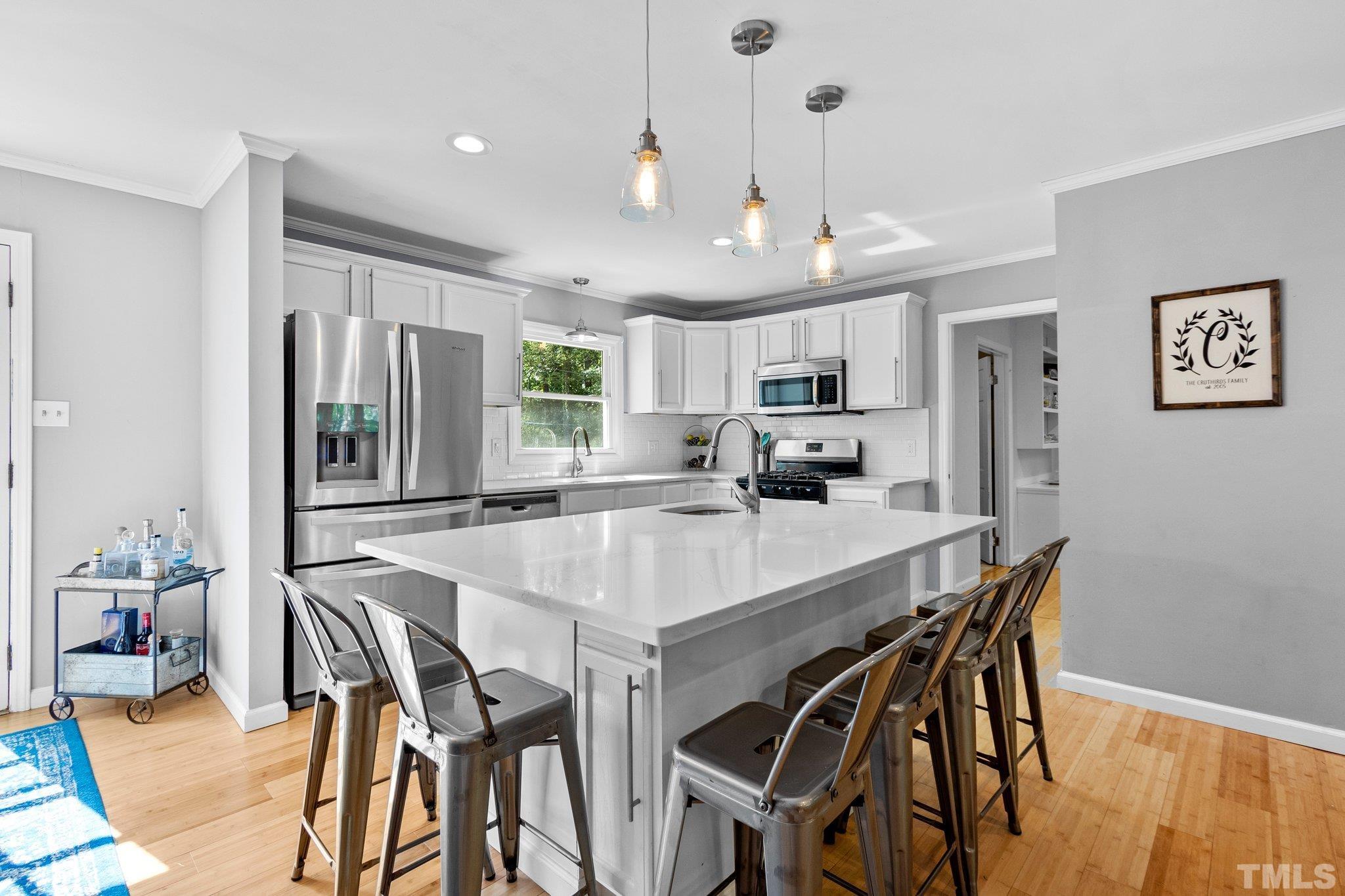 740 Tinkerbell Road Chapel Hill, NC 27517 - Photo 6 of 34 Gallery Image 6