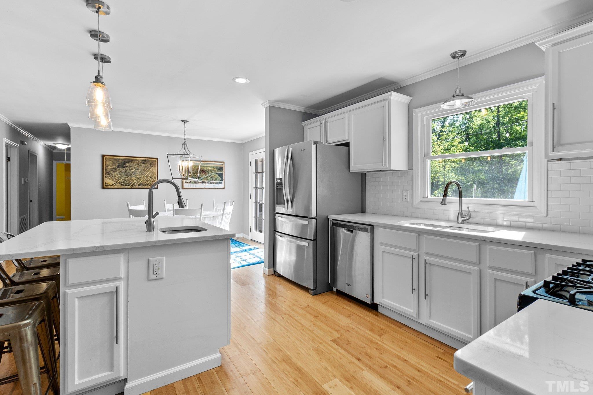 740 Tinkerbell Road Chapel Hill, NC 27517 - Photo 8 of 34 Gallery Image 8