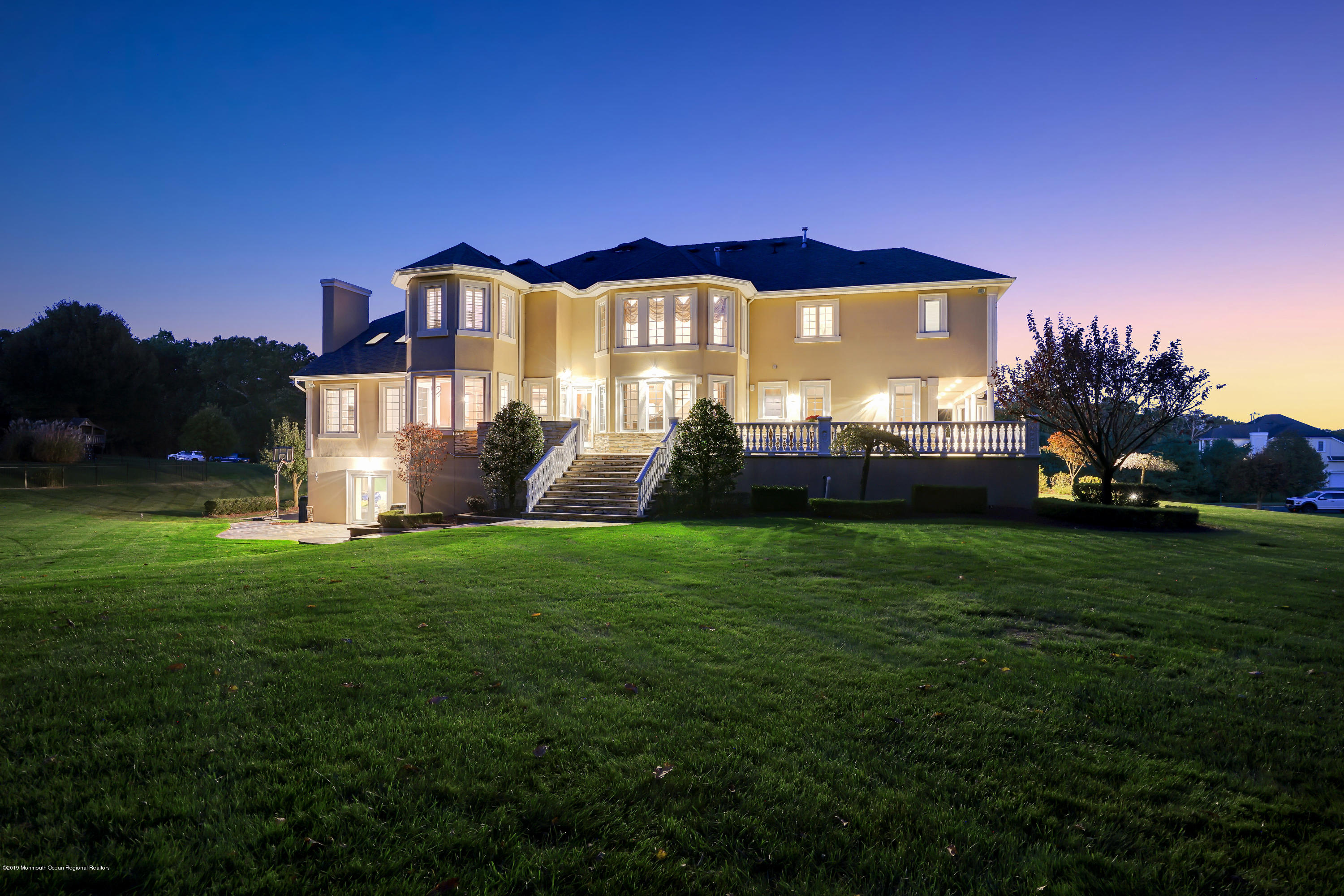 109 Stone Hill Road Colts Neck, NJ 07722 - Photo 54 of 58 Warm Glow anytime of year.
