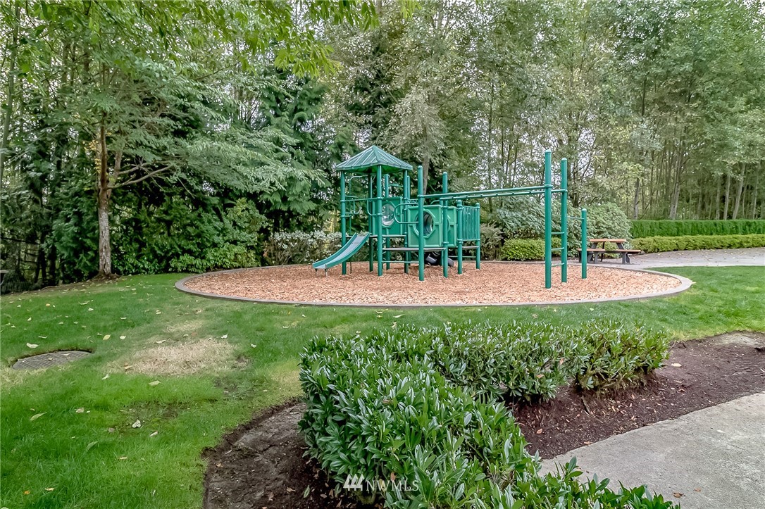 3815 167th Place Southeast Bothell, WA 98012 - Photo 22 of 25 Gallery Image 22