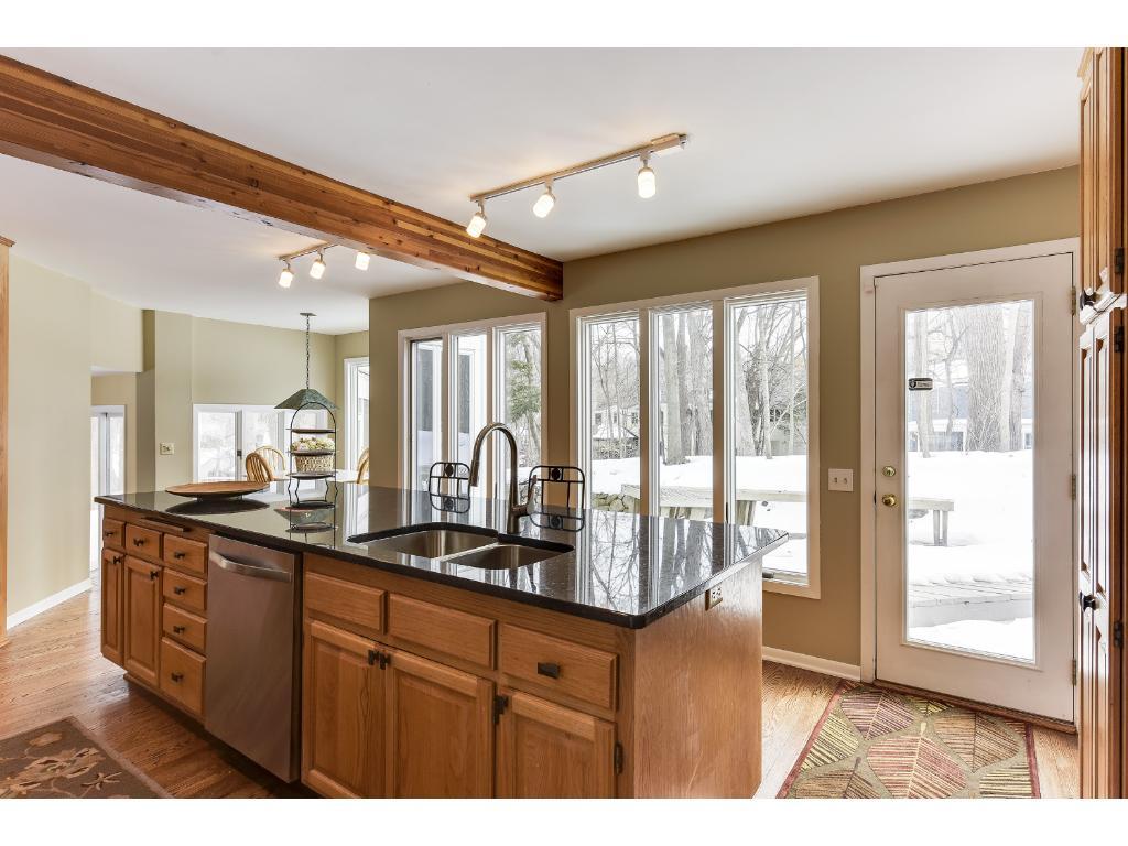 4701 Timber Ridge Court Minnetonka, MN 55345 - Photo 6 of 24