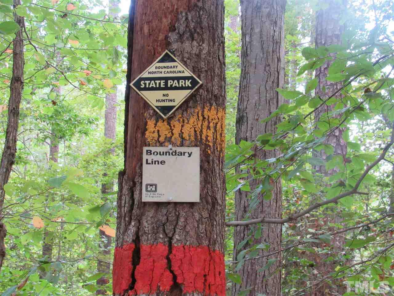 13624 New Light Road Raleigh, NC 27614 - Photo 10 of 12 a sign that is on a pole