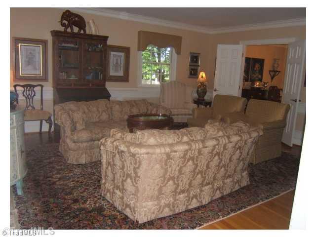 7914 Grey Fox Road Oak Ridge, NC 27310 - Photo 5 of 16 Living Room.