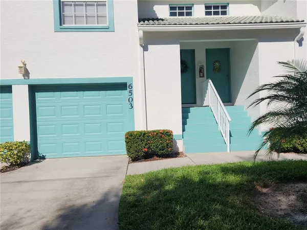 $2,400 | 6503 Fairway Gardens Drive, Bradenton, FL 34203