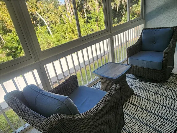 $2,400 | 6503 Fairway Gardens Drive, Bradenton, FL 34203