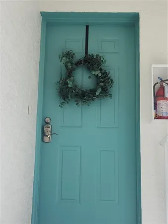 $2,400 | 6503 Fairway Gardens Drive, Bradenton, FL 34203