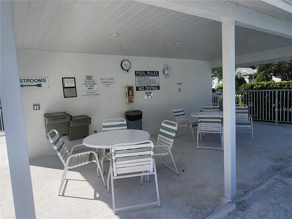 $2,400 | 6503 Fairway Gardens Drive, Bradenton, FL 34203