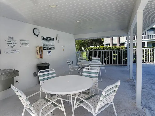 $2,400 | 6503 Fairway Gardens Drive, Bradenton, FL 34203