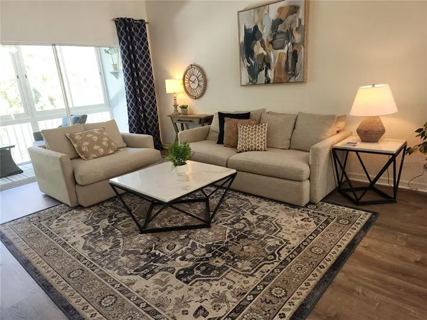 $2,400 | 6503 Fairway Gardens Drive, Bradenton, FL 34203