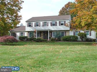 183 Robin Road Newtown, PA 18940 - Photo 1 of 12 Exterior Front