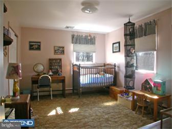 183 Robin Road Newtown, PA 18940 - Photo 9 of 12 Bedroom 2