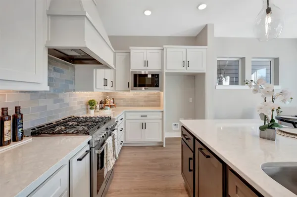 $474,000 | 16043 Hayes Pk Drive, Houston, TX 77079