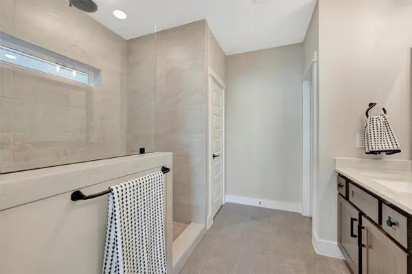 $474,000 | 16043 Hayes Pk Drive, Houston, TX 77079