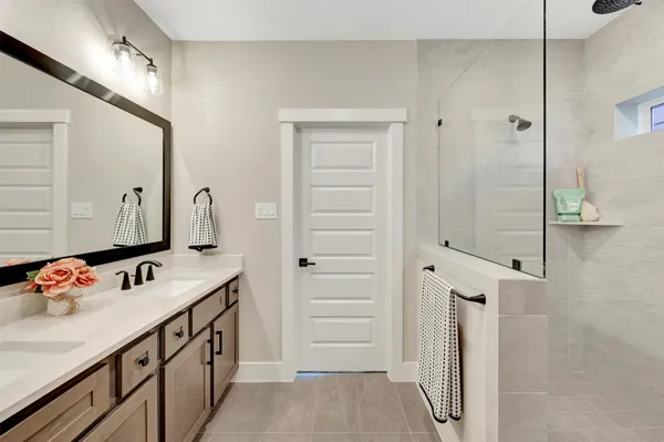 $474,000 | 16043 Hayes Pk Drive, Houston, TX 77079