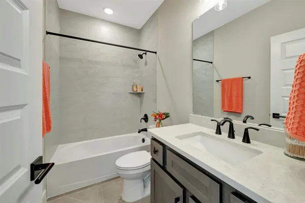 $474,000 | 16043 Hayes Pk Drive, Houston, TX 77079