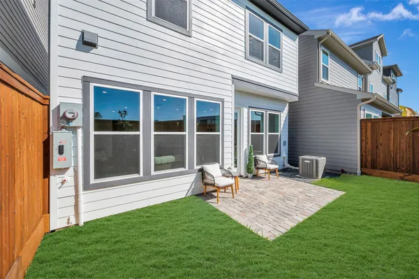 $474,000 | 16043 Hayes Pk Drive, Houston, TX 77079