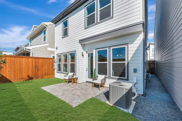 $474,000 | 16043 Hayes Pk Drive, Houston, TX 77079