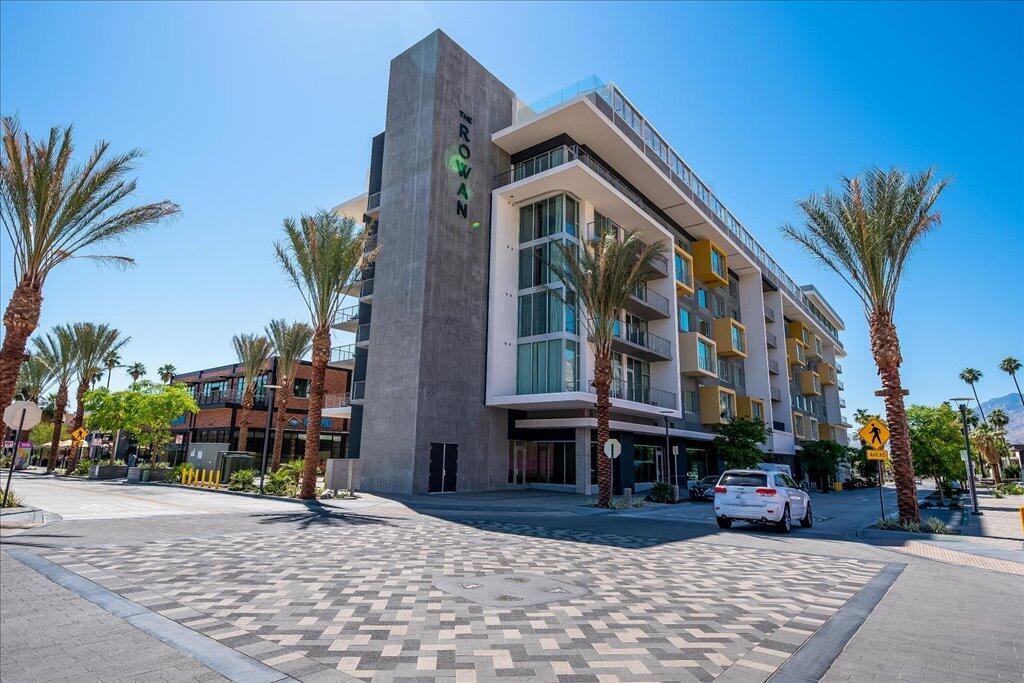 800 East Cottonwood Road, Unit 2 Palm Springs, CA 92262 - Photo 27 of 29 a view of a building with a street