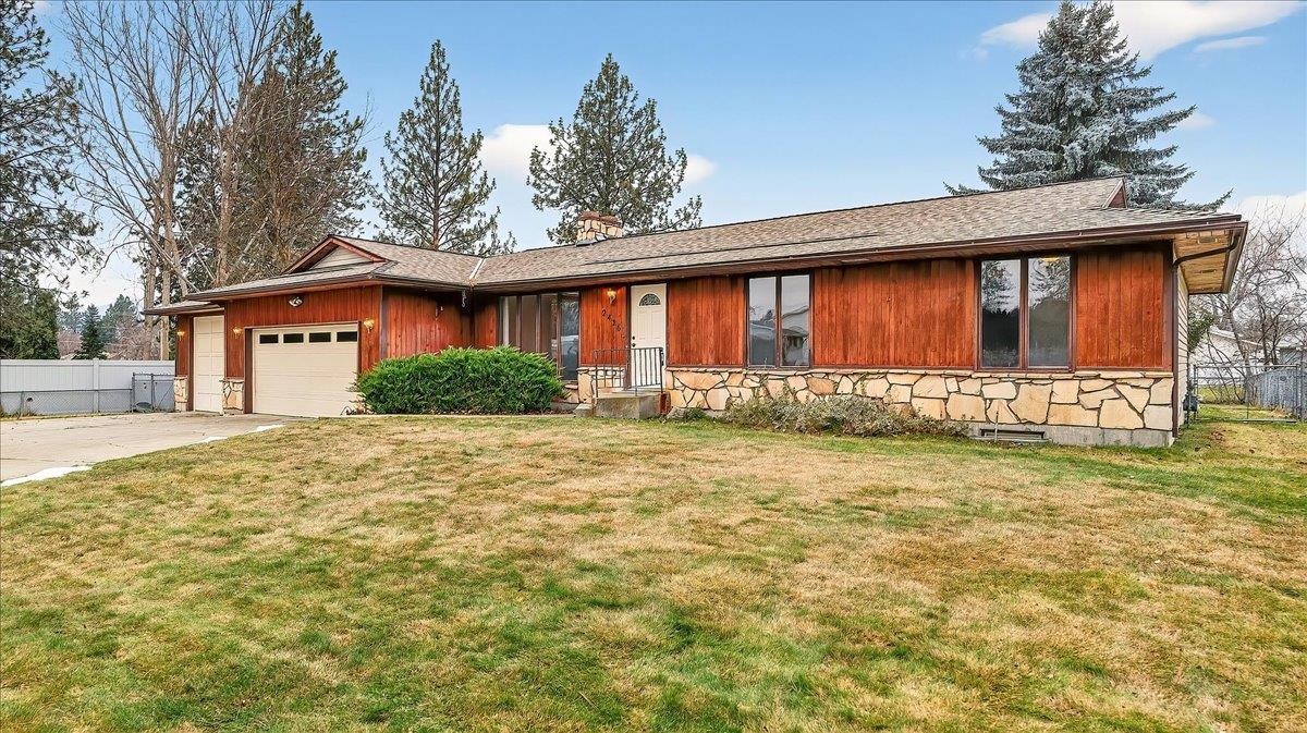 2426 South Houk Road Spokane, WA 99216 - Photo 2 of 36