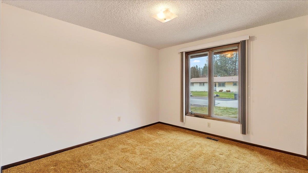 2426 South Houk Road Spokane, WA 99216 - Photo 21 of 36