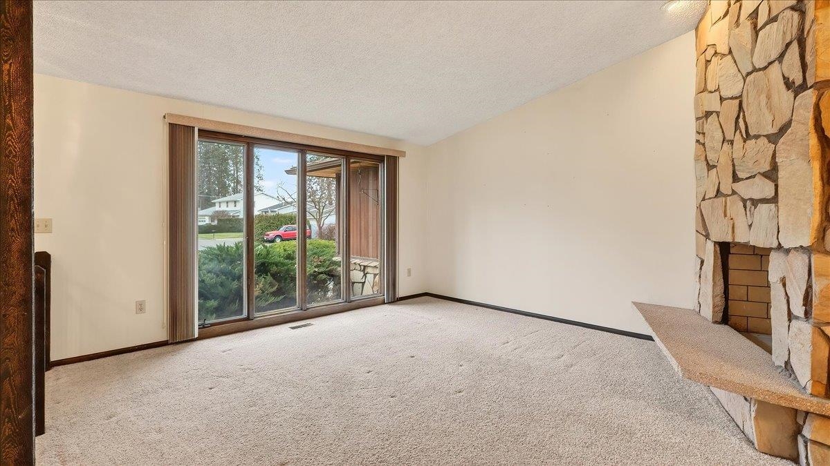 2426 South Houk Road Spokane, WA 99216 - Photo 5 of 36