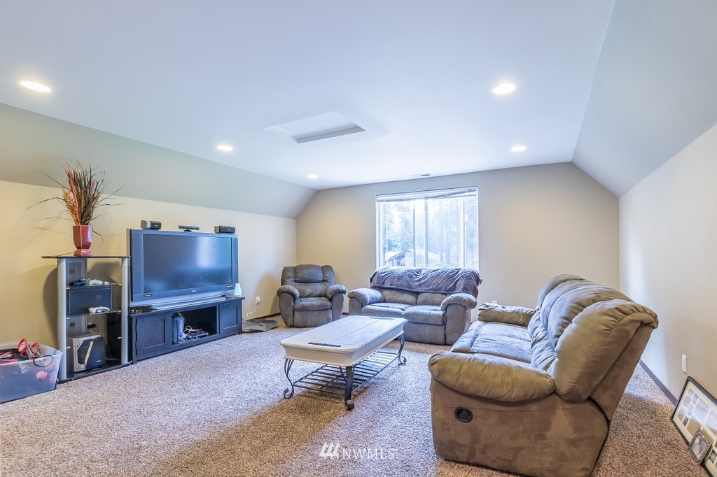 8328 173rd Avenue Southwest Rochester, WA 98579 - Photo 23 of 25
