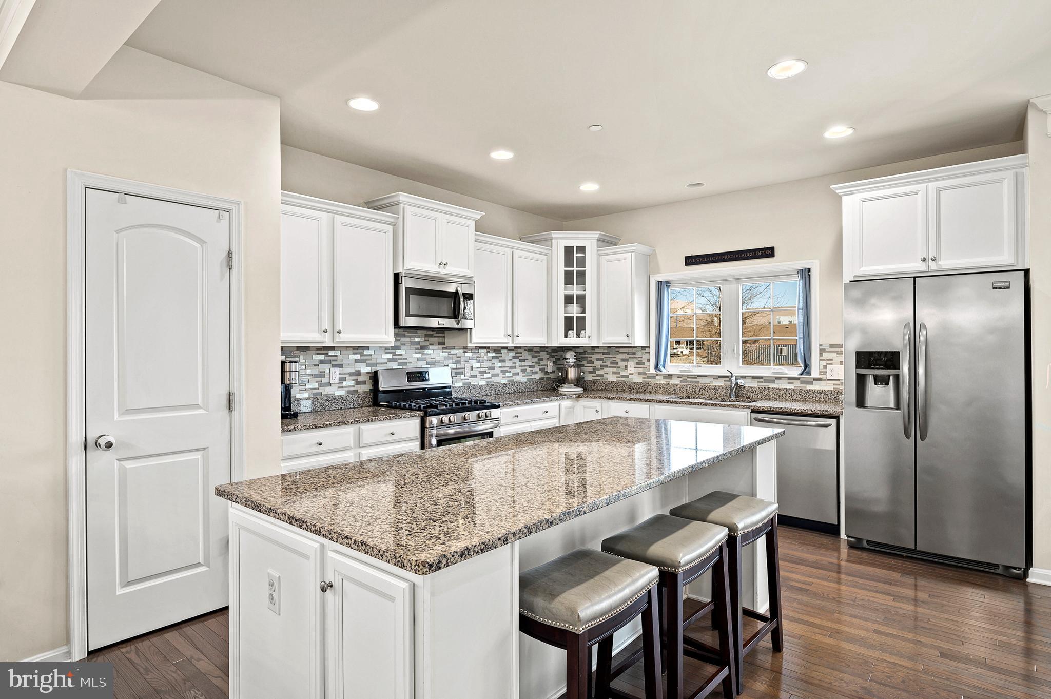 8141 Ridgely Loop Severn, MD 21144 - Photo 8 of 35 Kitchen (alt view)
