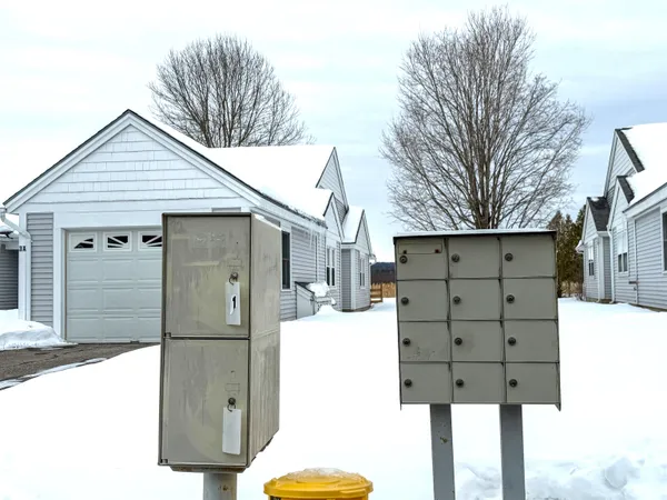 $368,000 | 16 Clover Drive, Unit 2B, Essex Junction, VT 05452