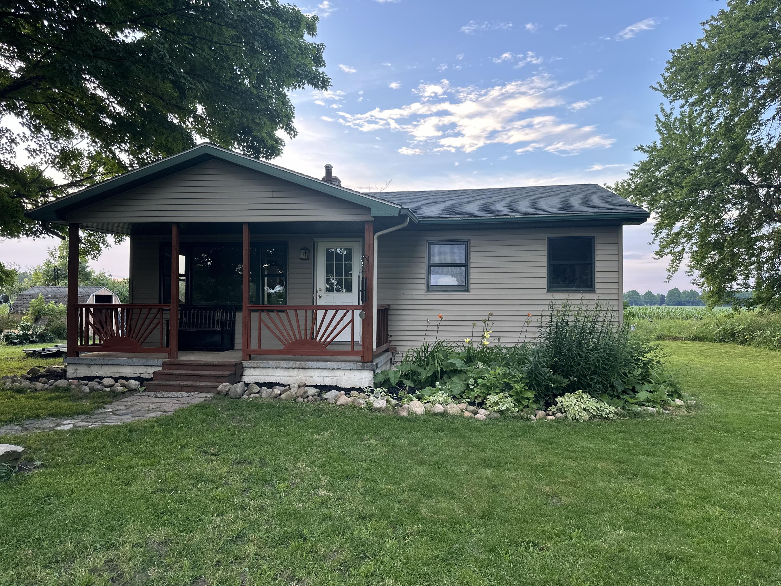 11686 Arthur Road Rodney, MI 49342 - Photo 2 of 67 IMG_2605