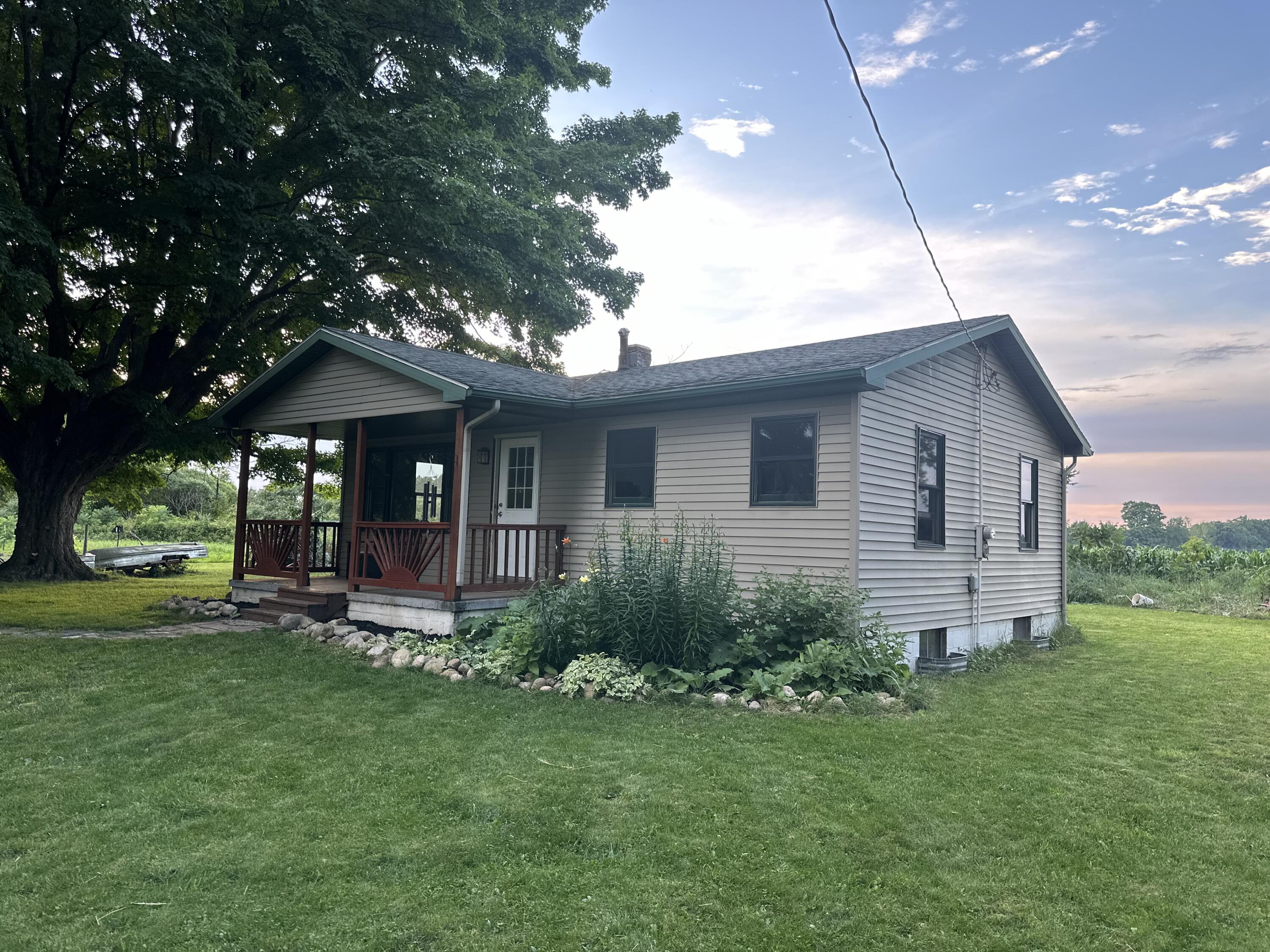 11686 Arthur Road Rodney, MI 49342 - Photo 6 of 67 IMG_2607